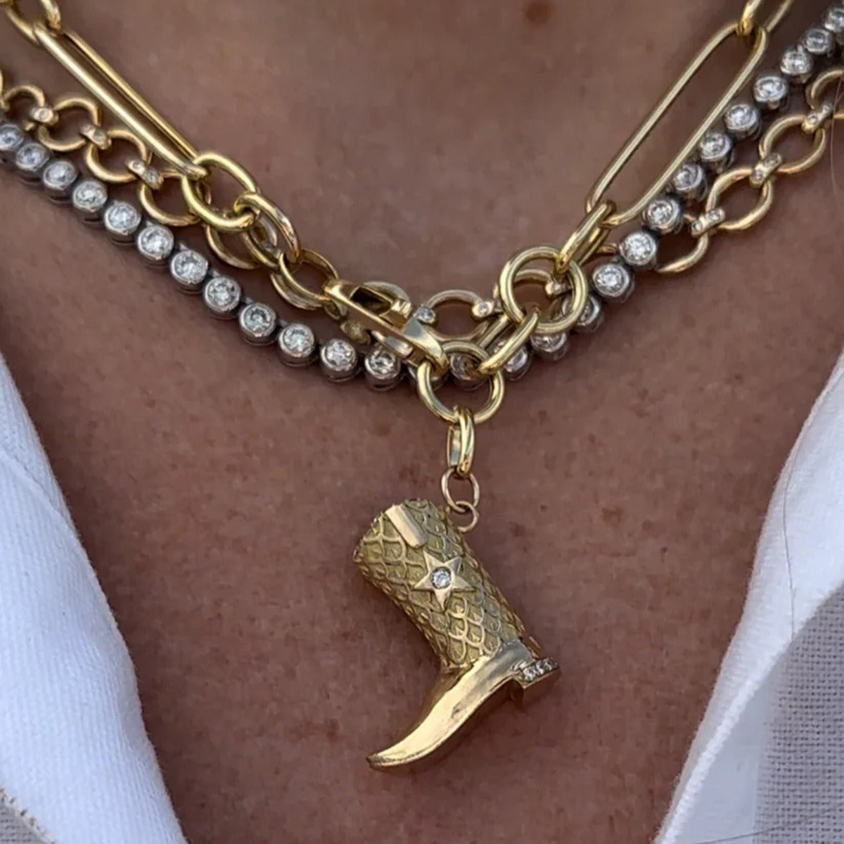 18K gold boots inlaid with gemstones and textured design trendy and unique necklace - mavazie