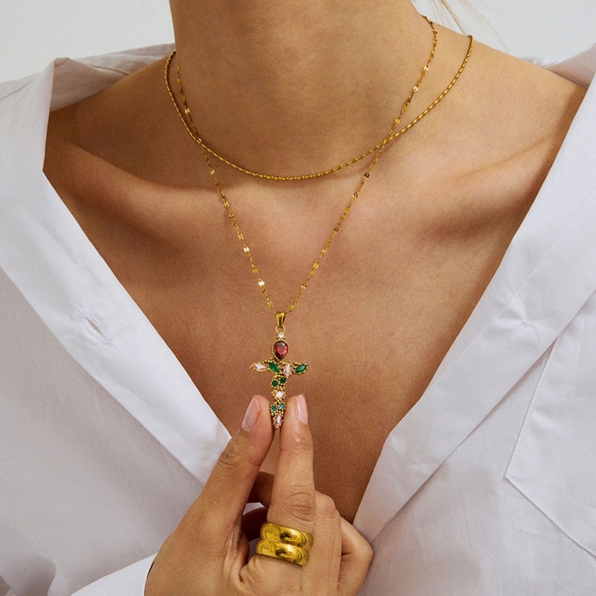 18K Gold Cross Inlaid Gemstone Design Exquisite Fashion Necklace - mavazie