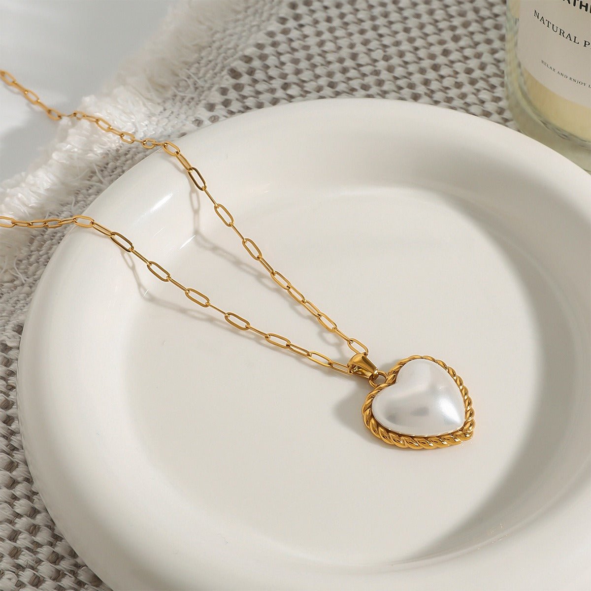 18K gold heart with texture inlaid pearl design exquisite and noble necklace - mavazie