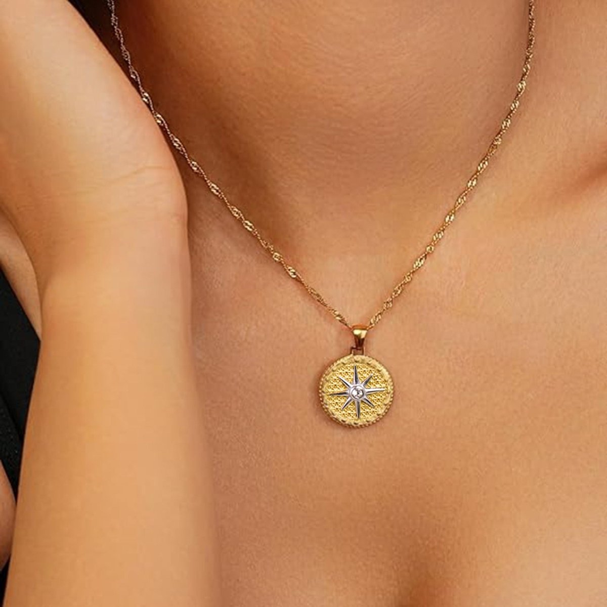18K gold round necklace with eight - pointed star design, classic and fashionable - mavazie