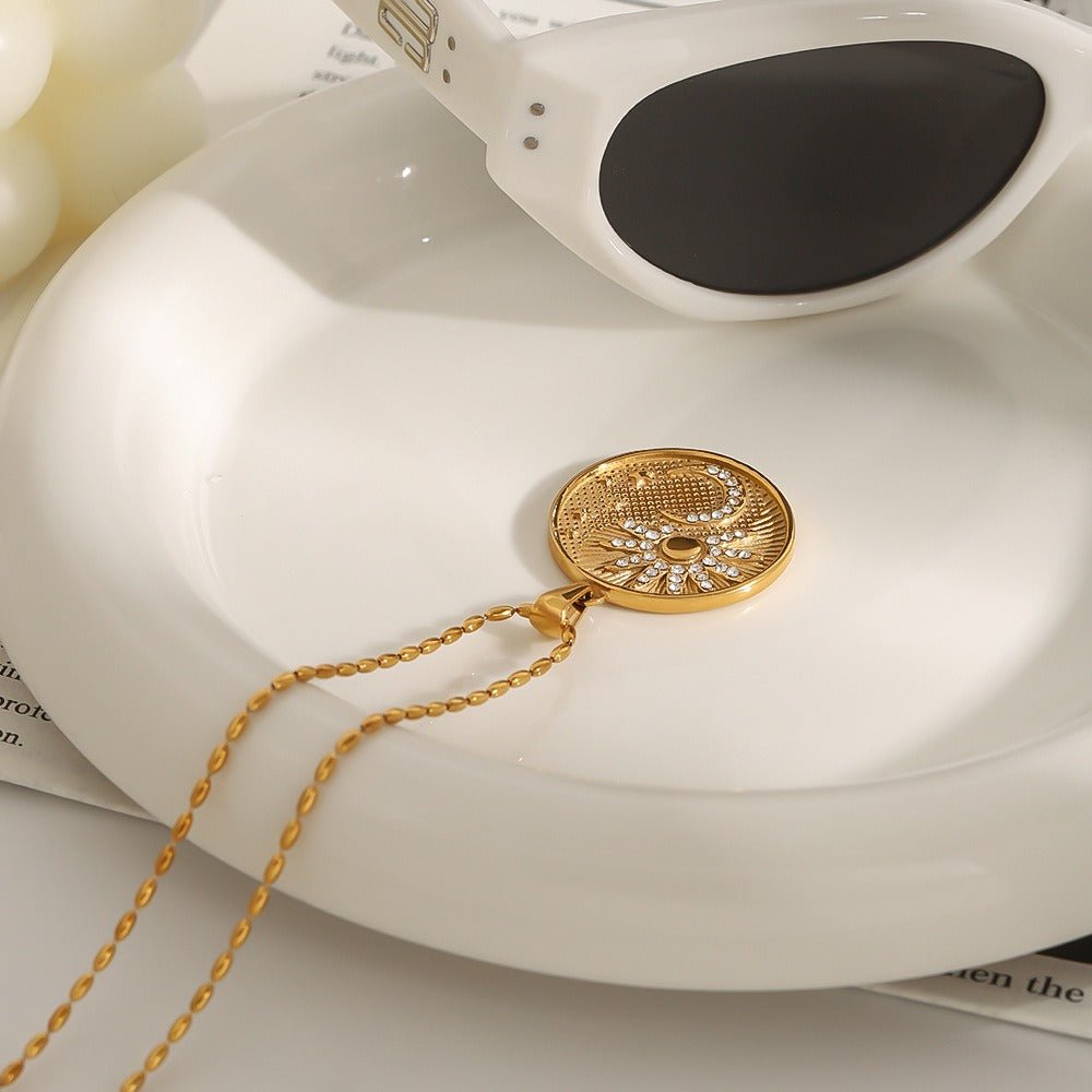 18K gold round necklace with sun and moon pattern and diamond design - mavazie