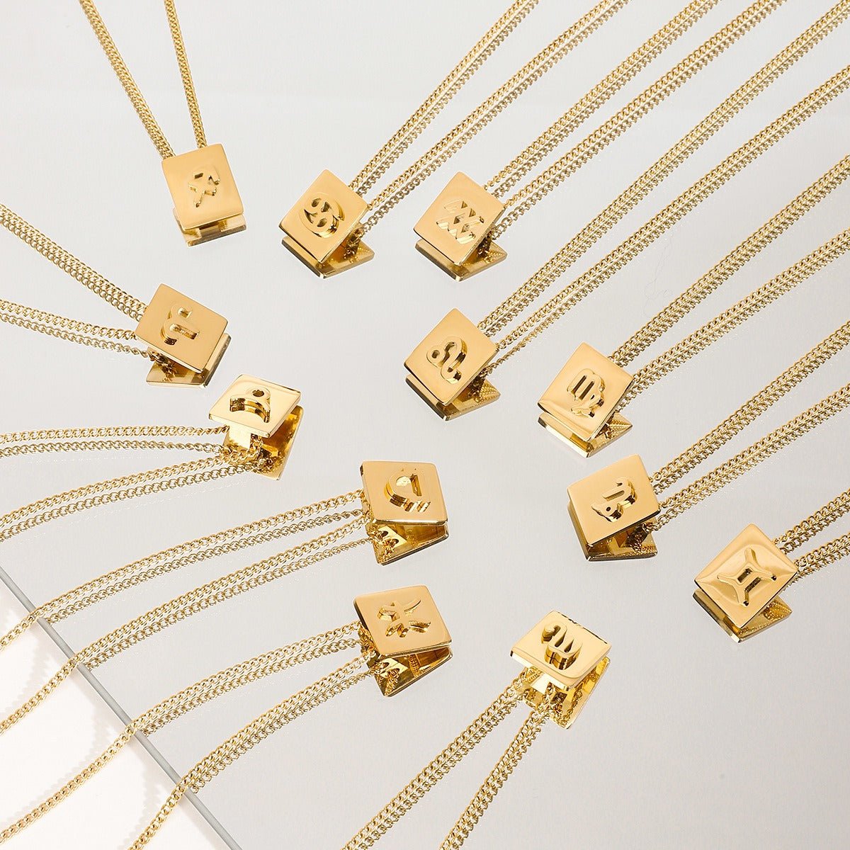 18K gold square necklace with twelve zodiac elements design - mavazie