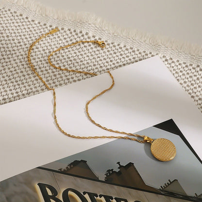 18K gold round necklace with eight - pointed star design, classic and fashionable - mavazie